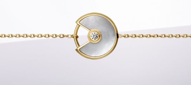 cartier amulette necklace