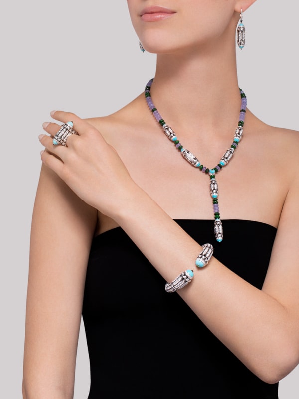 高級珠寶耳環 18K白色黃金，綠松石，凸圓形祖母綠，黑色亮漆，鑽石