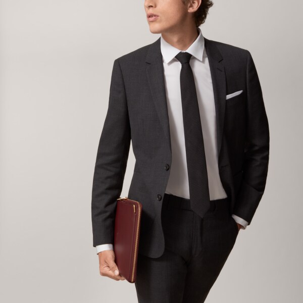 Must de Cartier 文件袋 酒紅色小牛皮，金色飾面