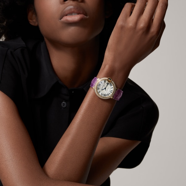 Ballon Bleu de Cartier 腕錶 36毫米，自動上鏈機械機芯，18K玫瑰金，鑽石，皮革