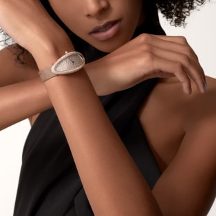 Baignoire Allongée 腕錶 特大型款，手動上鏈機械機芯，18K玫瑰金，鑽石