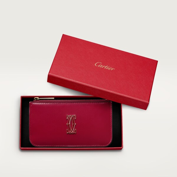 拉鏈卡片夾，Double C de Cartier 櫻桃紅色小牛皮，金色及櫻桃紅色琺瑯飾面