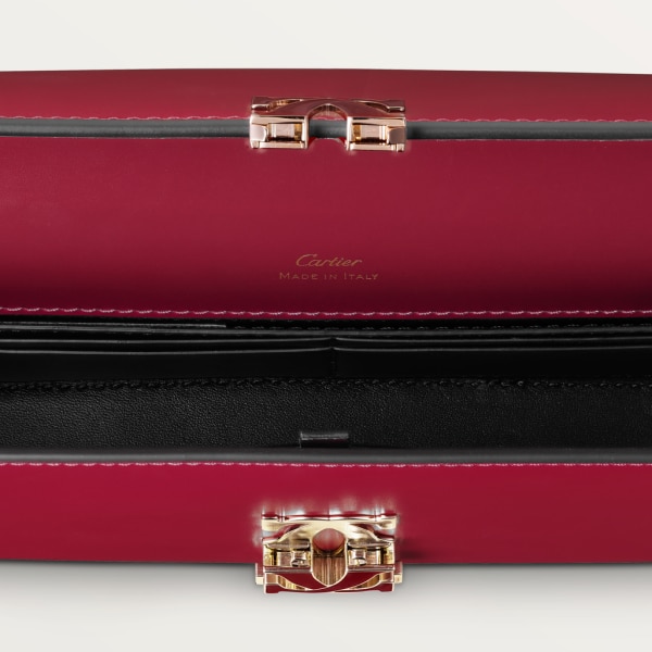 鏈帶手袋，迷你款，C de Cartier 櫻桃紅色小牛皮，金色及櫻桃紅色琺瑯飾面