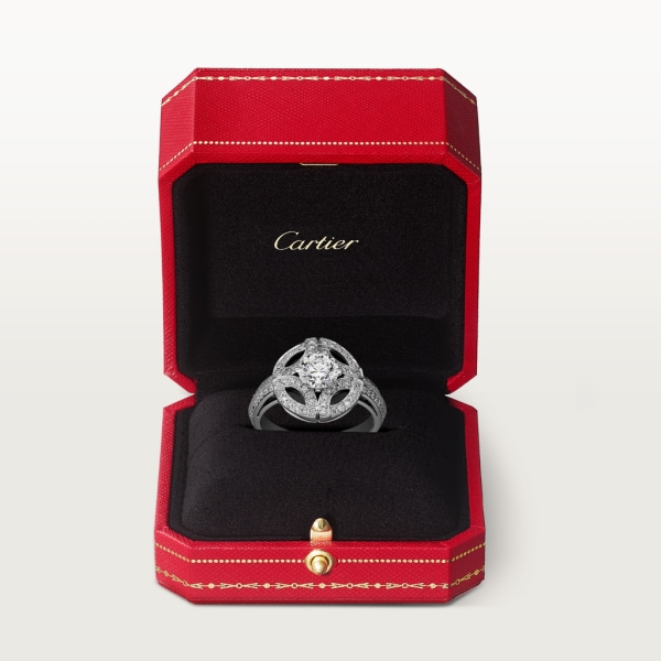 Galanterie de Cartier 戒指 18K白色黃金，黑色亮漆，鑽石