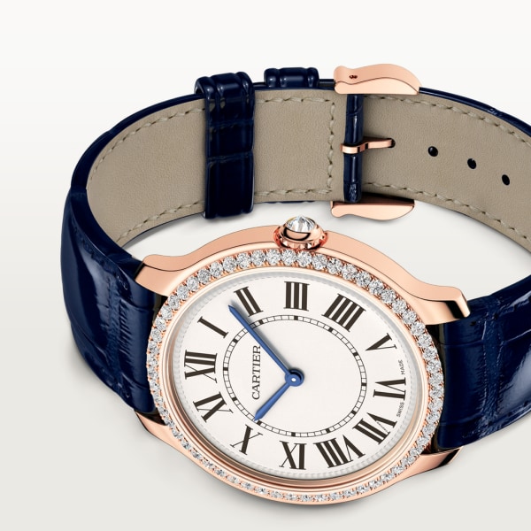 Ronde Louis Cartier 腕錶 36毫米，石英機芯，玫瑰金，鑽石，皮革
