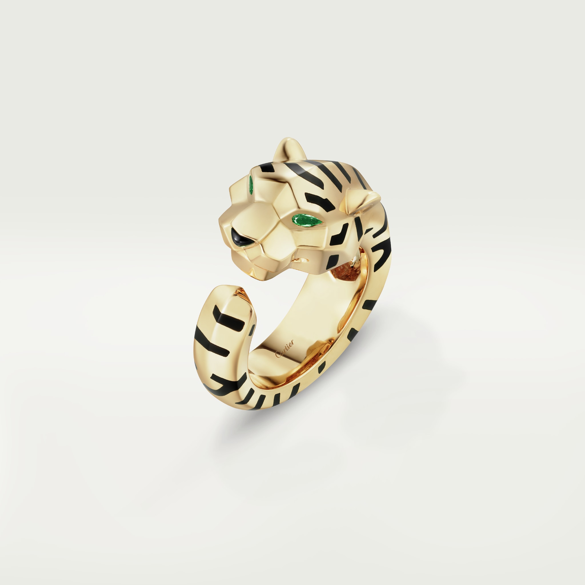 Indomptables de Cartier 戒指黃金，黑色亮漆，縞瑪瑙，沙弗萊石榴石