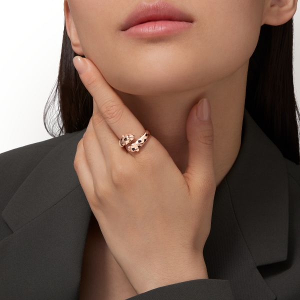 Panthère de Cartier ring Rose gold, tsavorite garnets, onyx