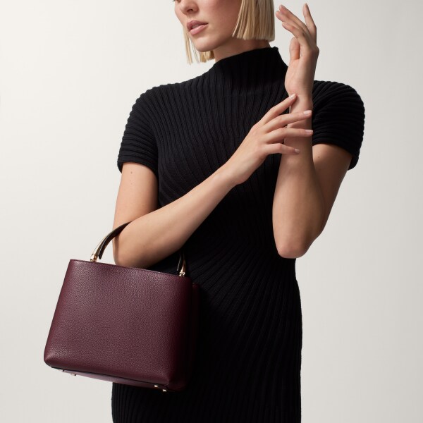 手袋，小型款，Panthère Double de Cartier 紫紅色粒面小牛皮