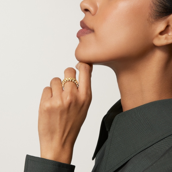 Clash de Cartier ring Medium Model Yellow gold