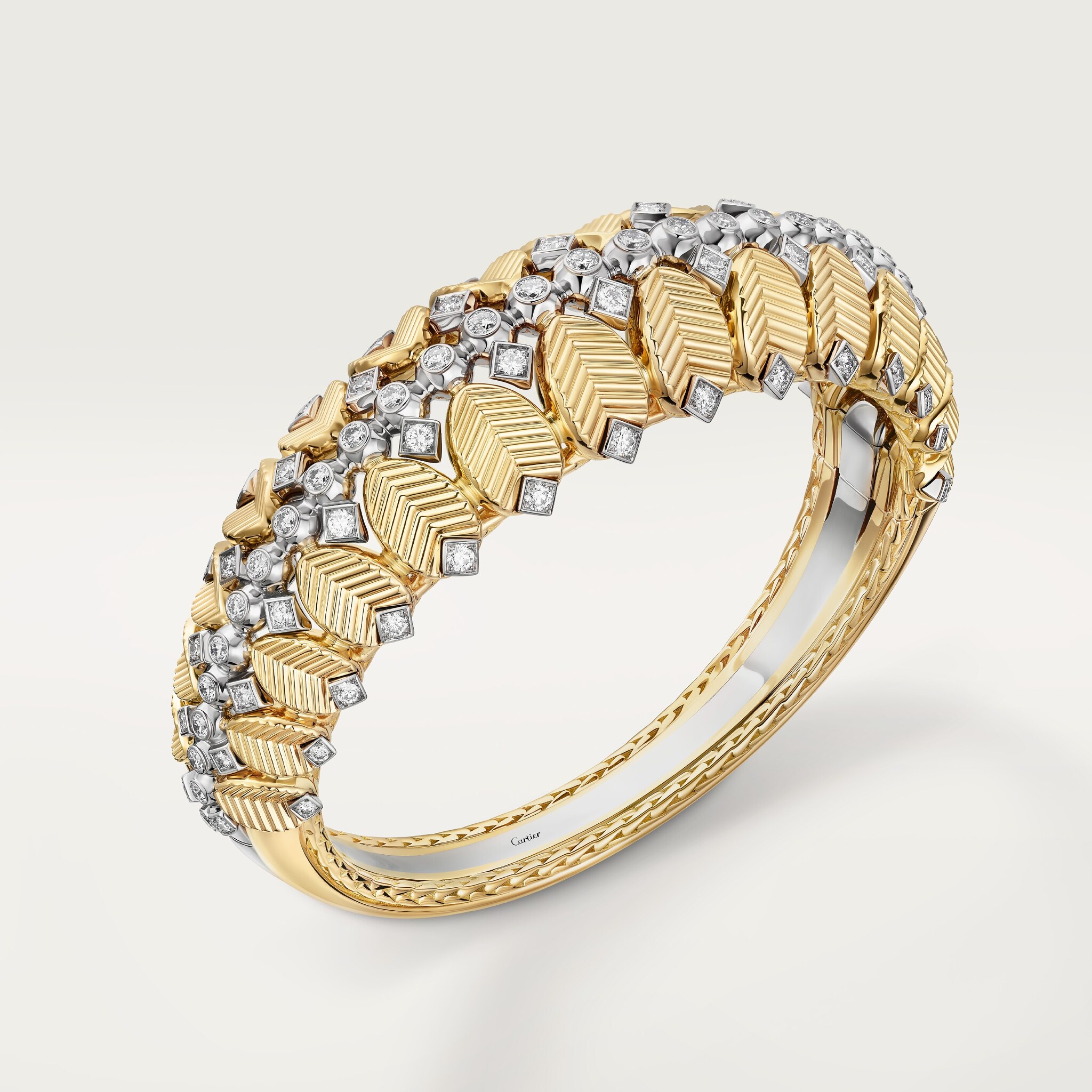 Grain de Café bracelet Yellow gold, white gold, diamonds