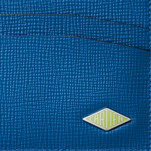雙面卡片夾，Cartier Losange 海洋藍色粒面小牛皮，鍍鈀飾面及青檸綠色琺瑯